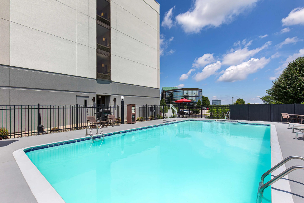 Hyatt Place Louisville-East