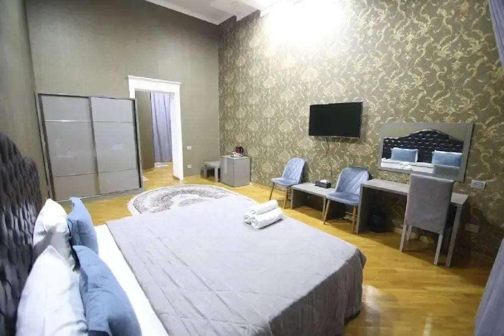 Pilot Baku Hotel
