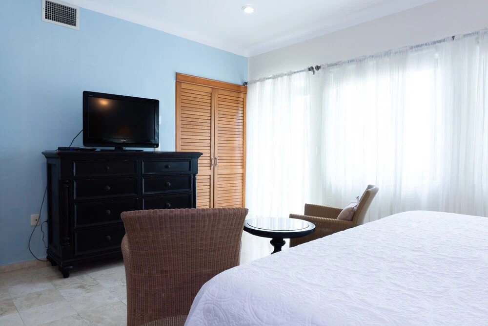 Royal Palms 8 2 Bedroom Condo by RedAwning