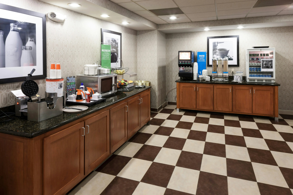 Hampton Inn & Suites Cedar Rapids