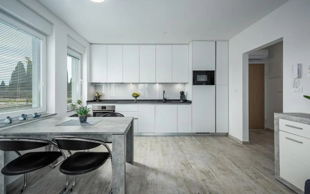 SOFIA house with apartment