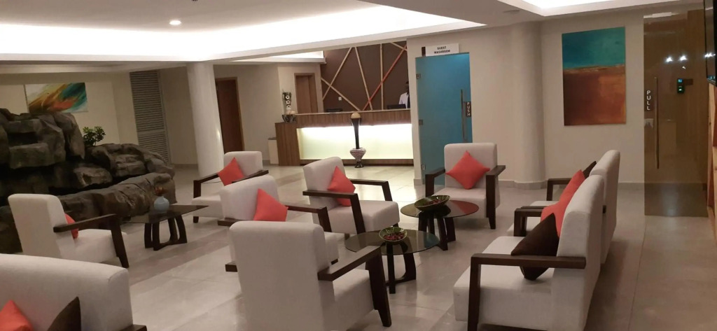 Отель PrideInn Plaza Nairobi Airport