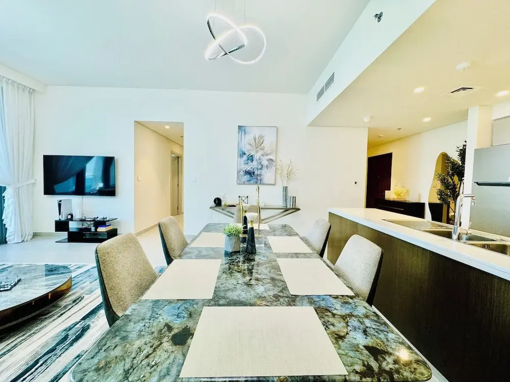Venduras - Elegant 3BR Burj Khalifa View