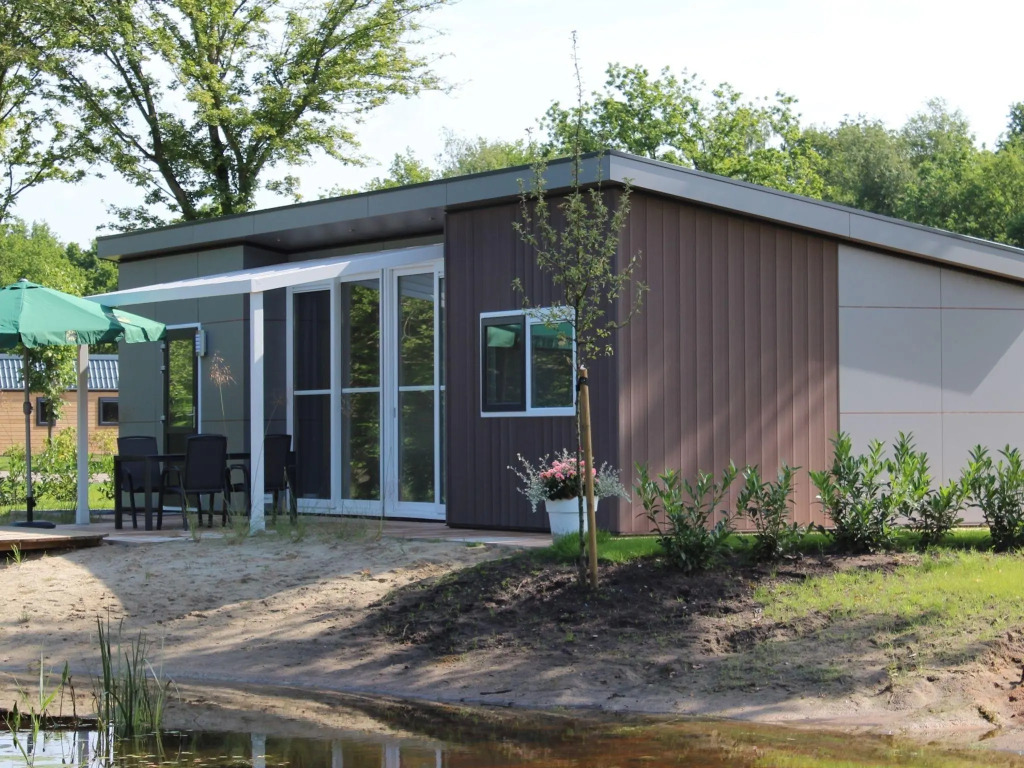 Drenthe Family Getaway w/ Garden
