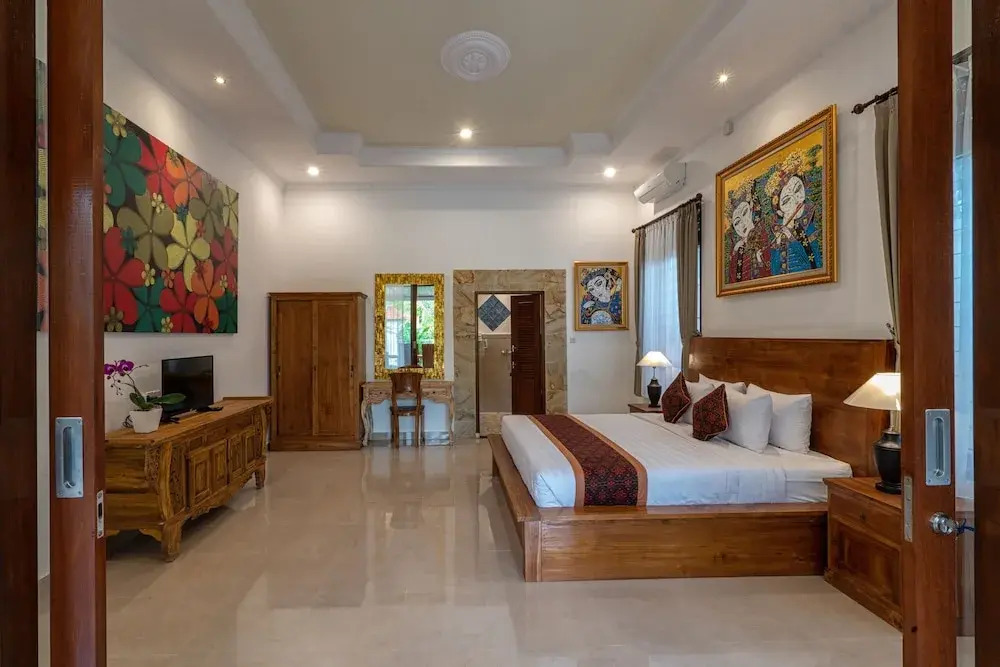 The Lenco Villa