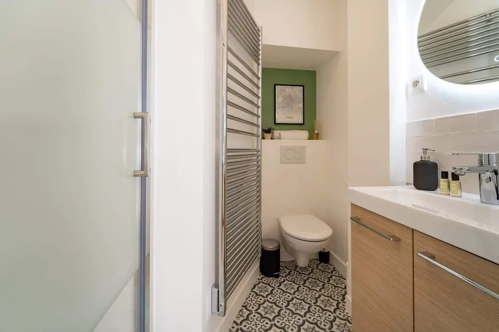 Beautiful 2-bedroom Apartment in South Pigalle