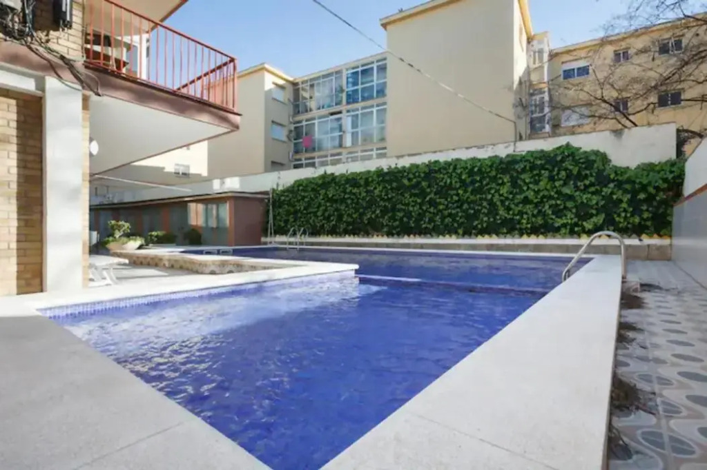 Apartamento Castelldefels Playa con Piscina y Parking