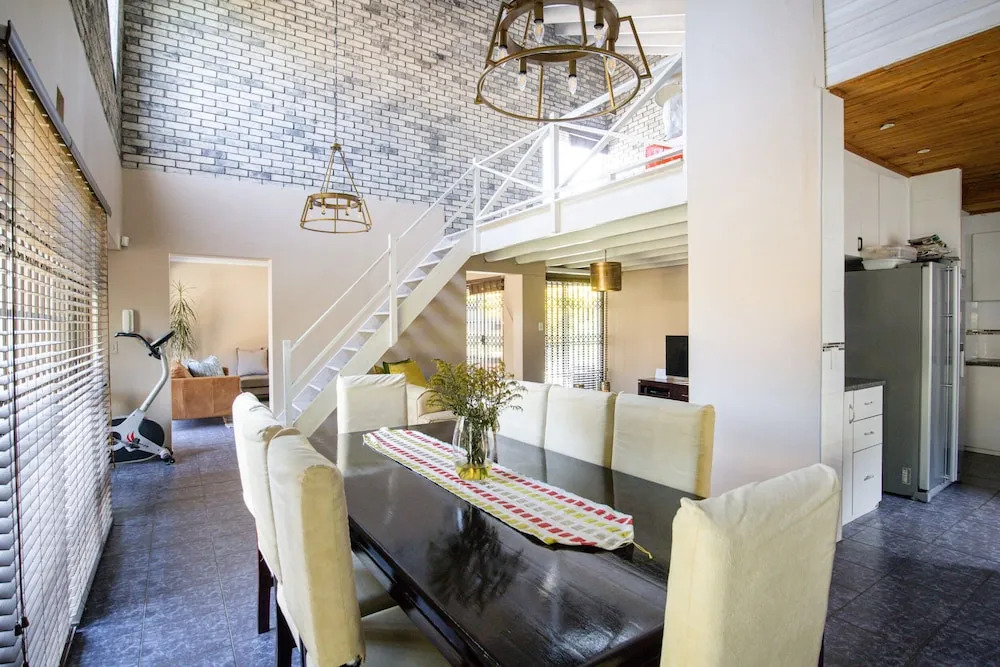 Fairview Crescent by CTHA
