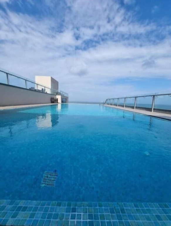 Ocean Breeze Studio Apartment Negombo