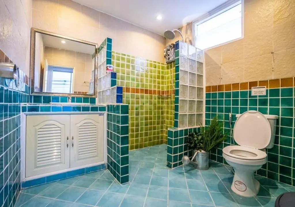2 Bedrooms 1 living room near Old City