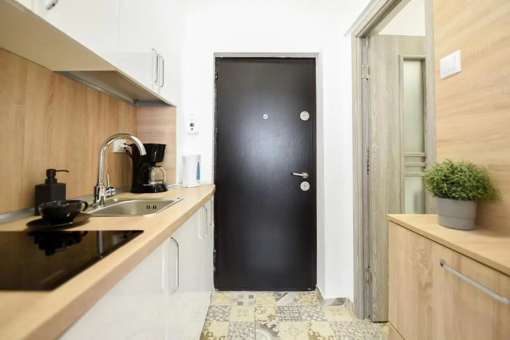 NEW Business Studio near Intercontinental Hotel - Homey Residence