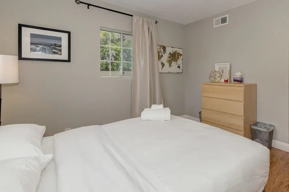 Cozy 2bd House, Minutes From Fb And Stanford Univ! 2 Bedroom Home by RedAwning