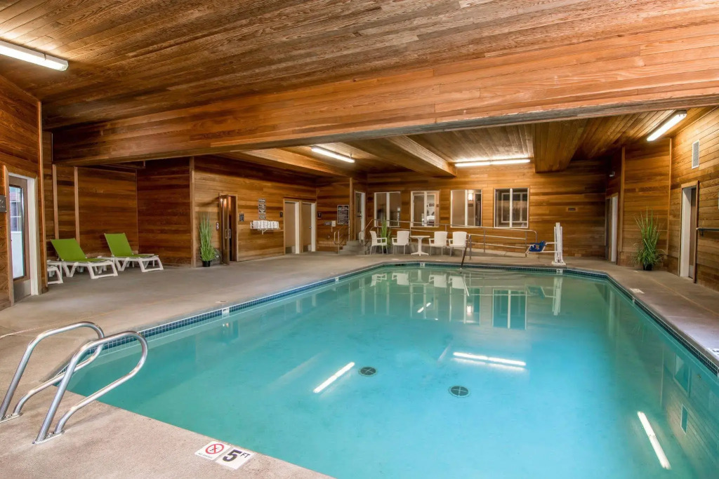 Comfort Suites Linn County Fairground and Expo