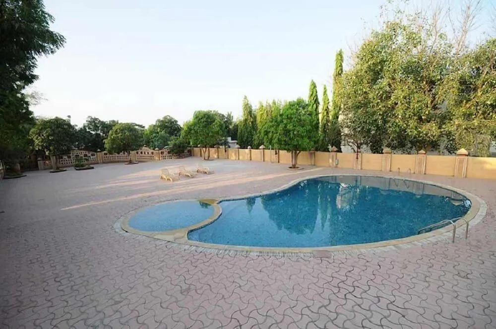 Chouki Dhani Resort