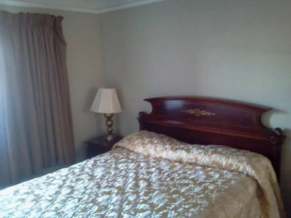Golden Gate Lodging