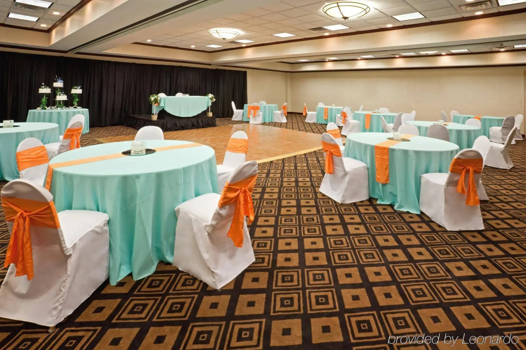 DoubleTree by Hilton Austin Northwest - Arboretum