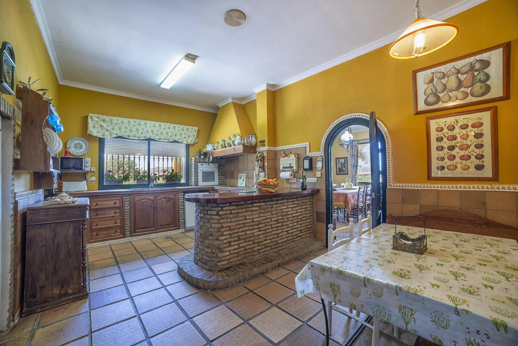 Private Villa Cortijo Sierra y Lago with private swimming pool