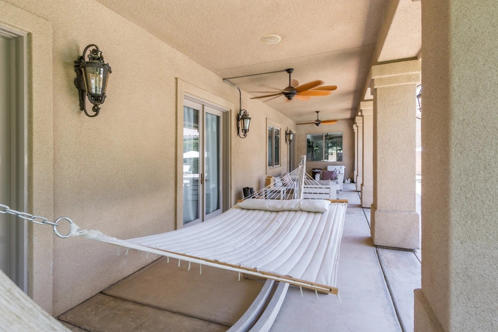 The Date Palm Estate by AvantStay Expansive Estate w Game room Backyard Oasis w Pool Spa
