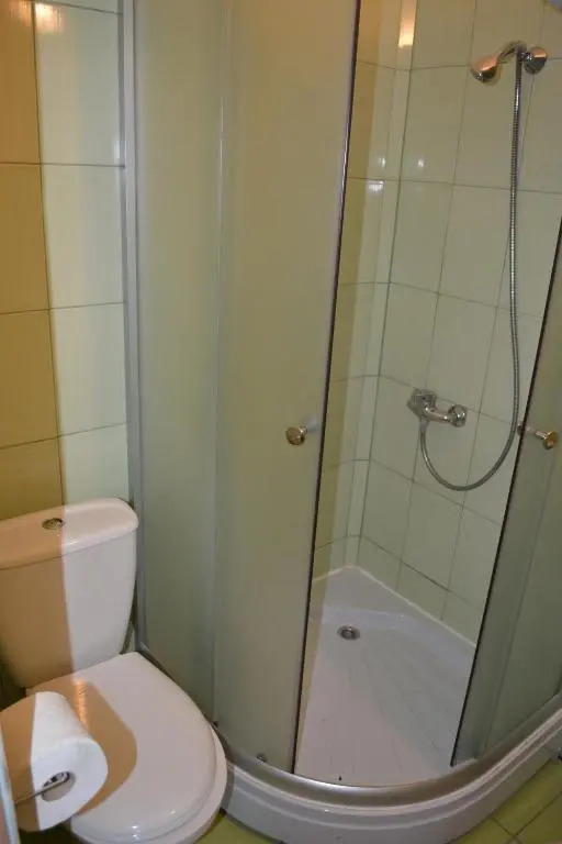 Viesu nams Klāņas