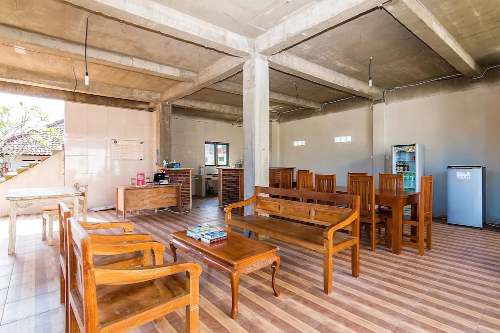 ZEN Rooms near Batu Bolong Canggu