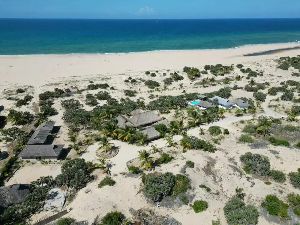 Coral Villa - Beachfront Villa with Private Pool by Karula