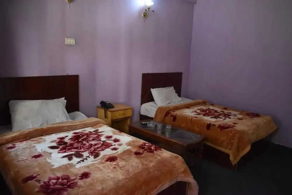 Hotel Shaheen