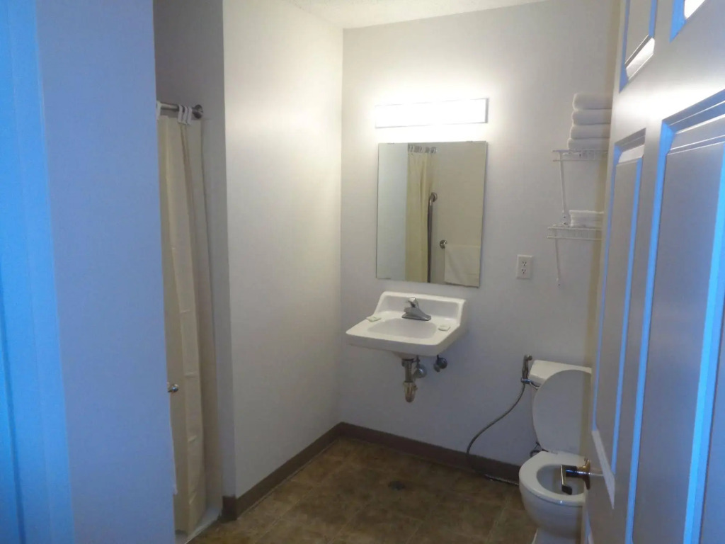 Riverview Suites