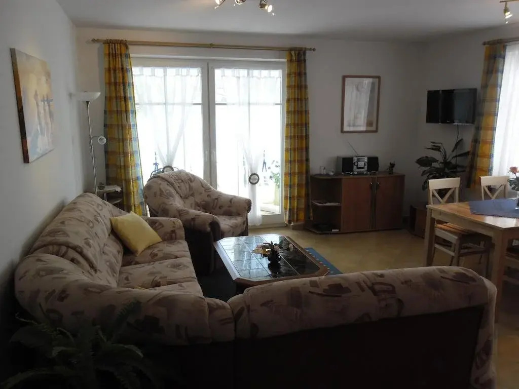 Fewo-Lachmoeve-in-der-Villa-Vogelsang-im-Ostseebad-Binz