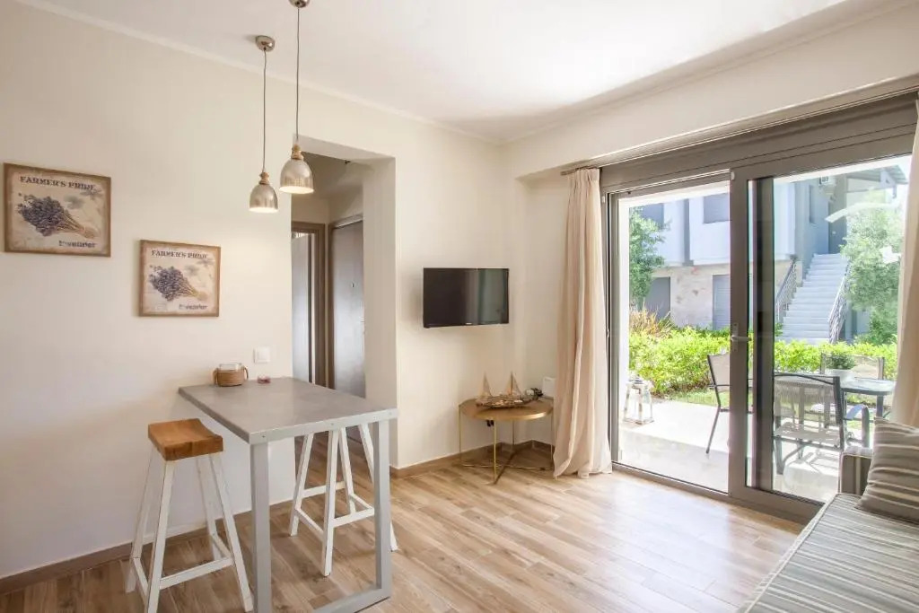 Kassiopea home by the sea 1