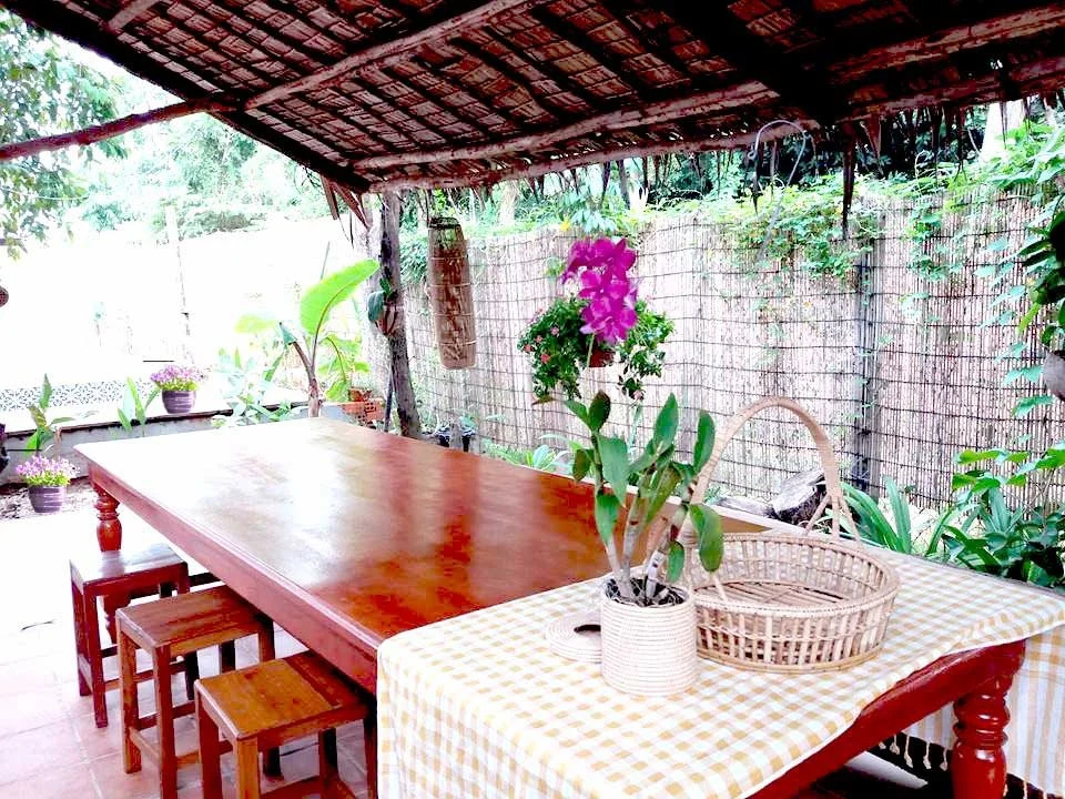ANGKOR DINO B&B