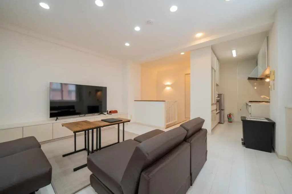 Susukino Apartment Base1