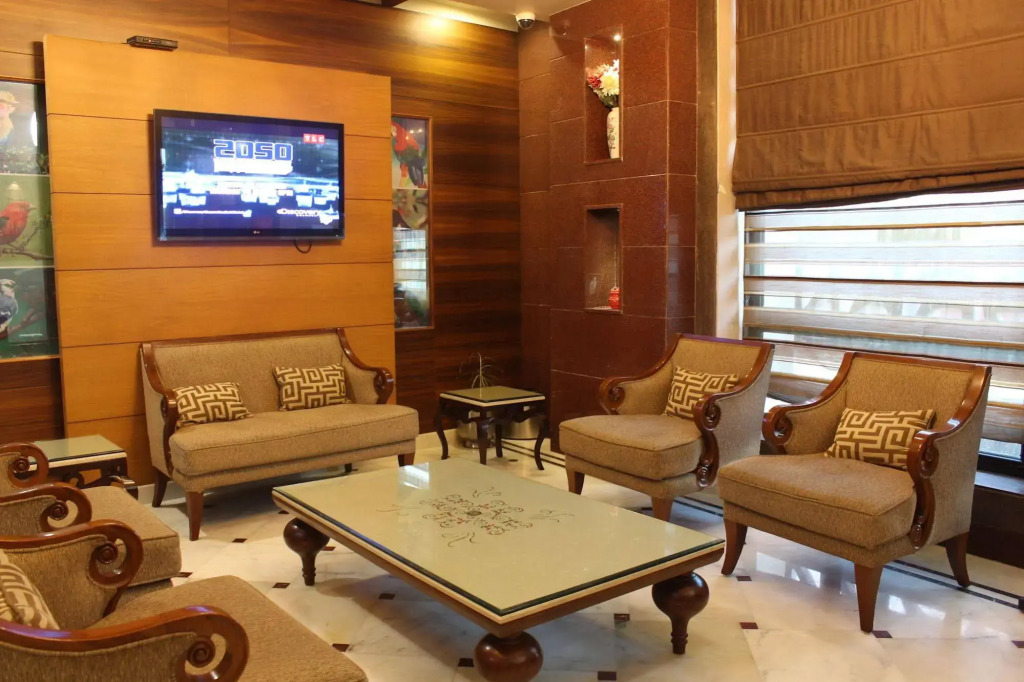 Hotel Leela Grande