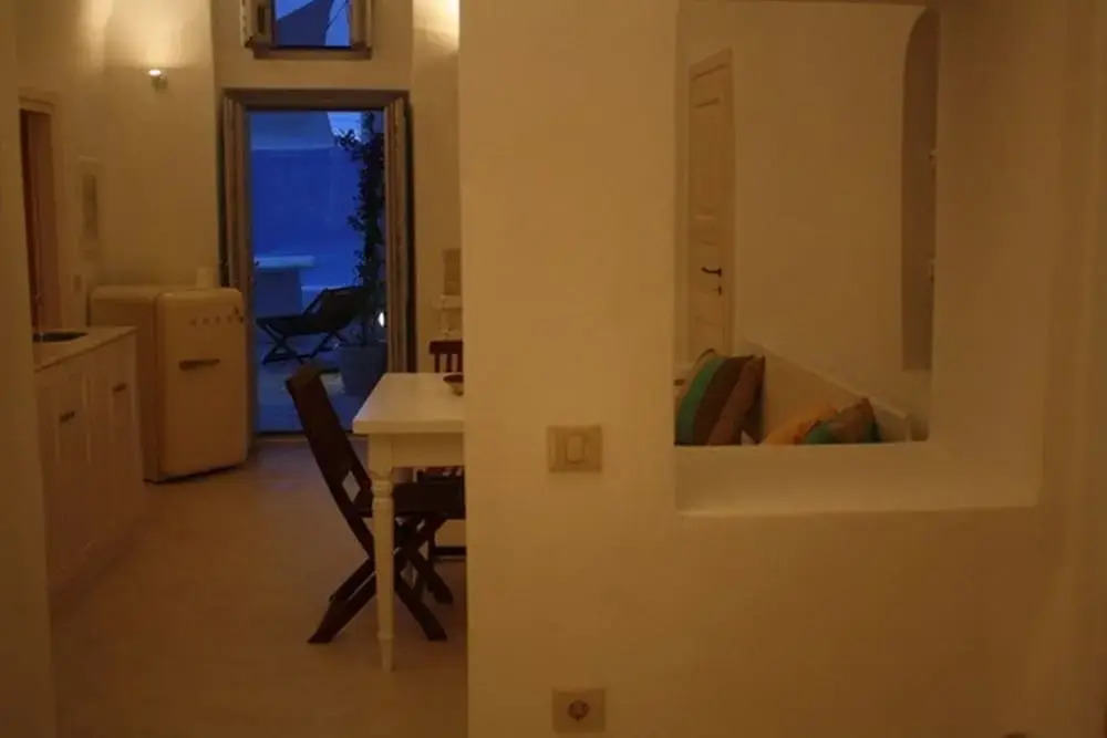 Luxury Santorini Villa 1 Bedroom Villa Stunning Sea Views & Outdoor Jacuzzi