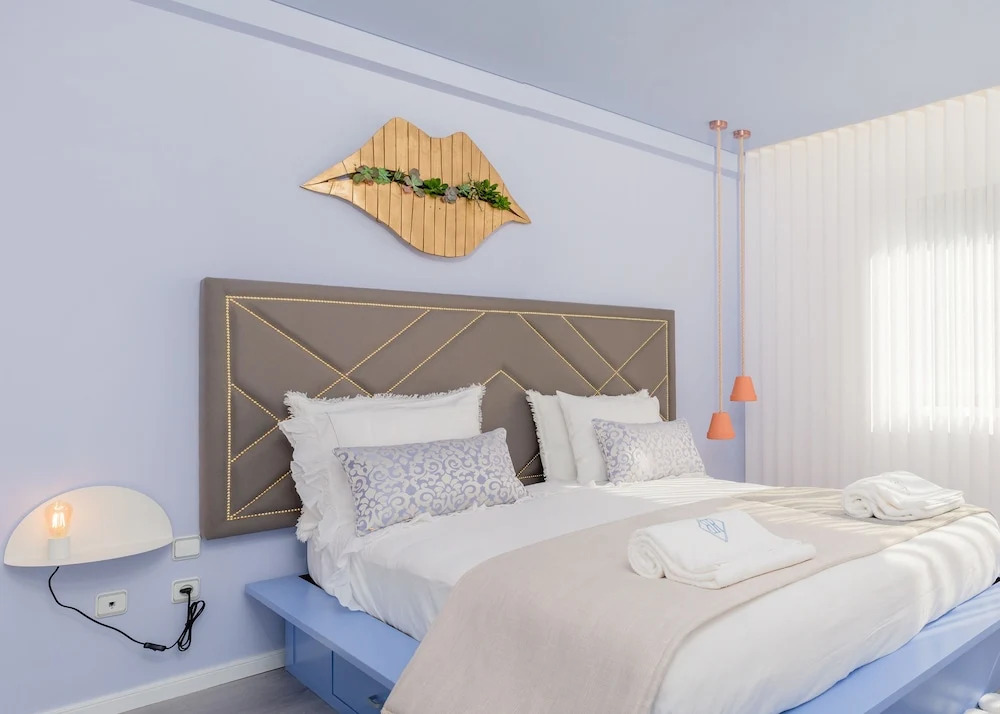 BOUTIQUE RENTALS - Provence Apartment