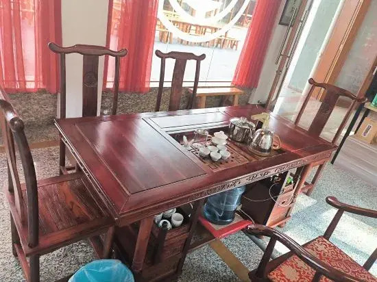 Jixiang Tiankeshe Hotel