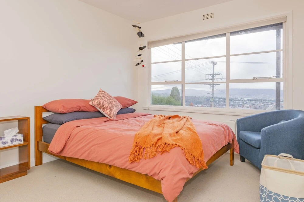 Lofty Views - City Stunner