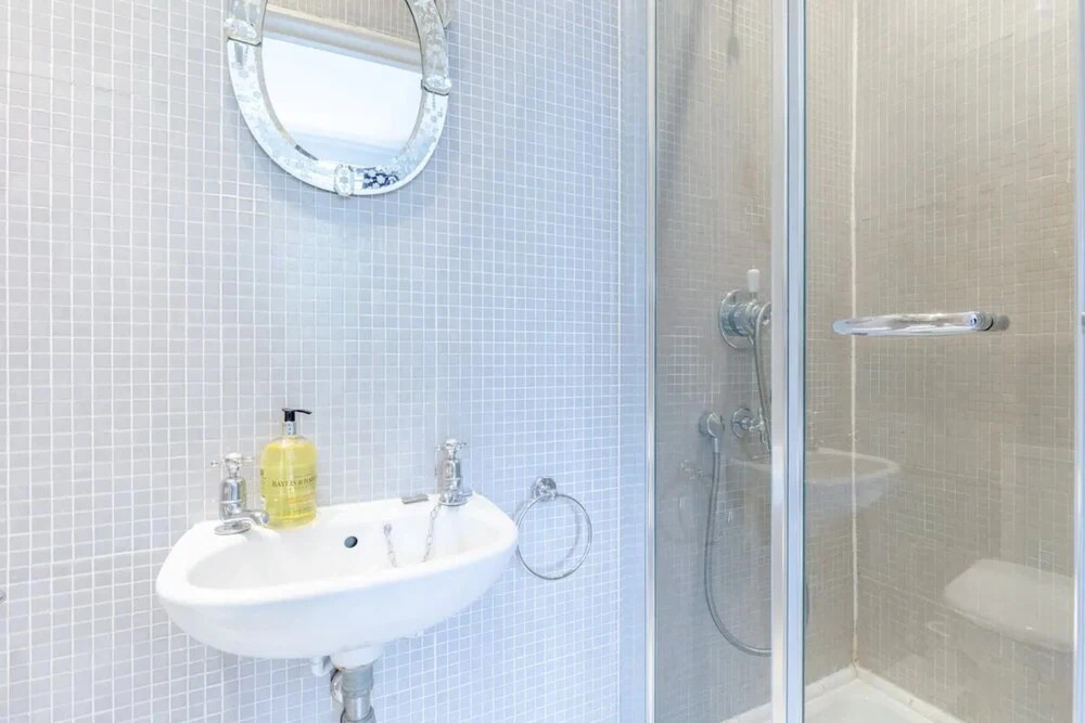 Stunning 3 Bedroom Home in Islington