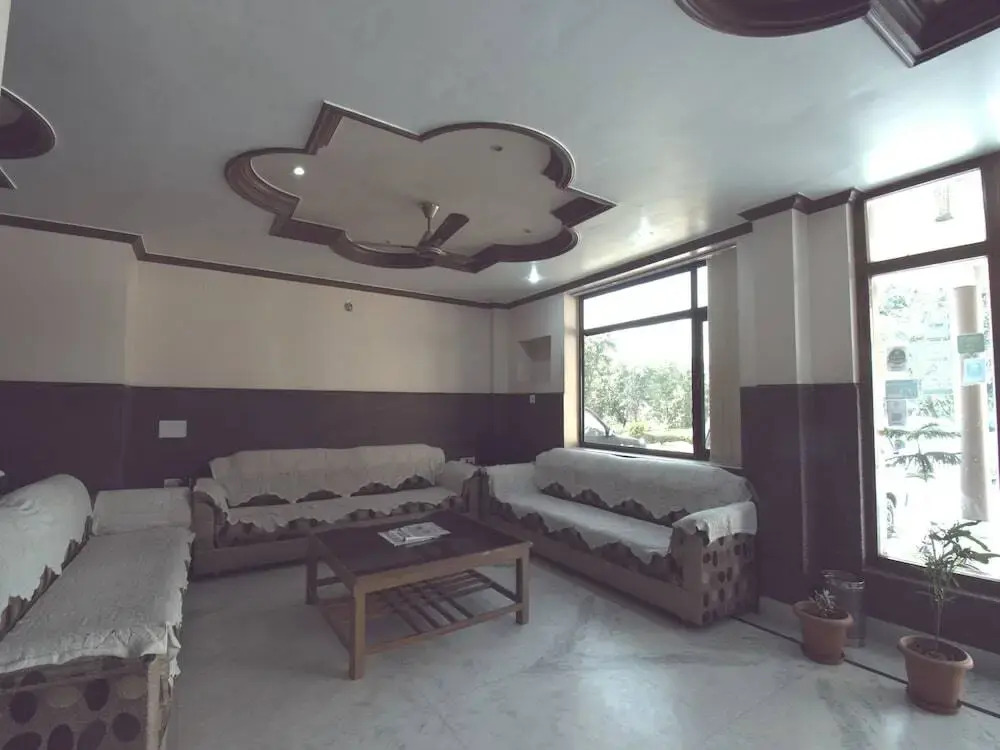 Hotel Devi Mahal by OYO Rooms