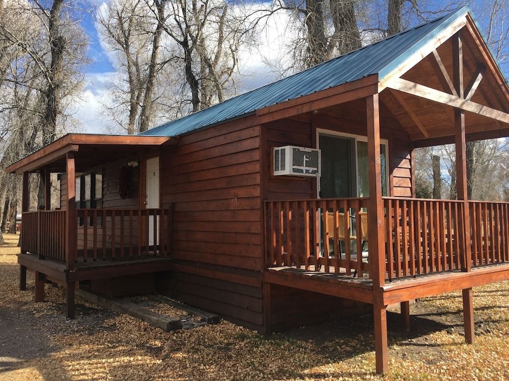 Chama River Bend Lodge