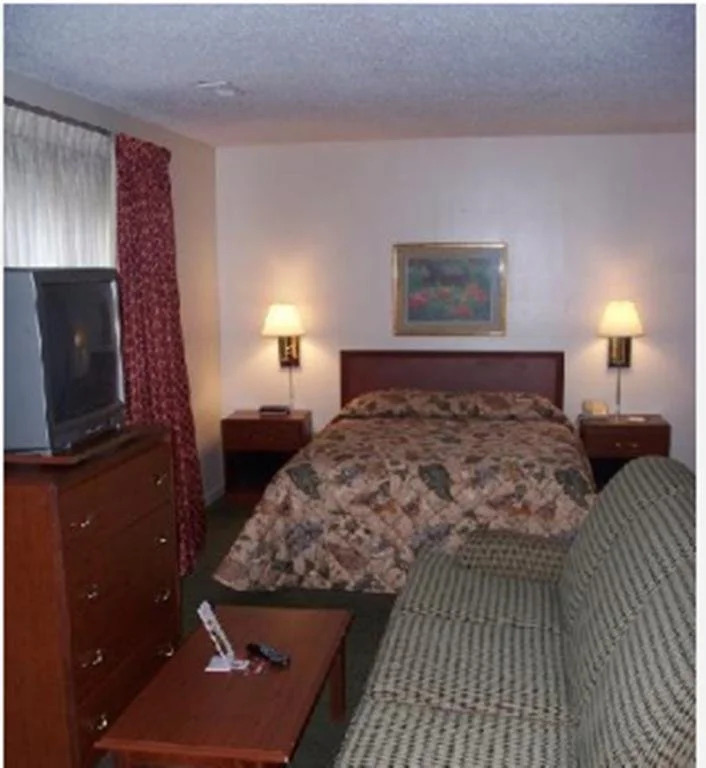 Huntsville Hotel & Suites