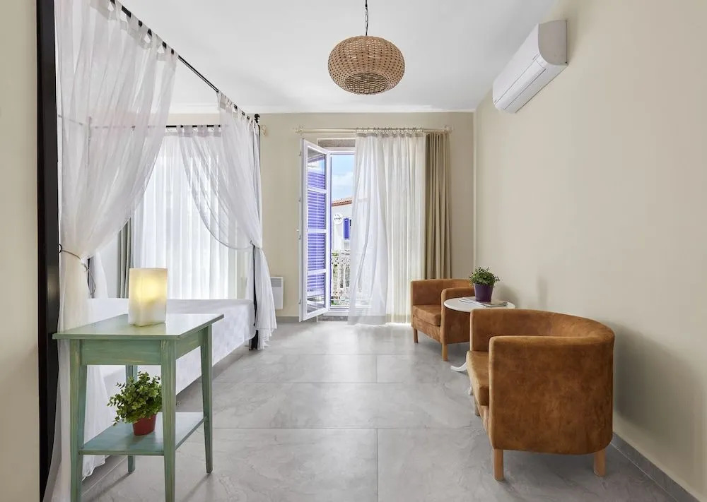 Panda Alacati Hotel