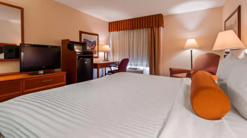 Holiday Inn Express Marion