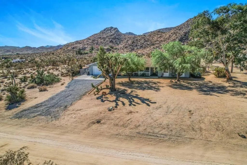 The Way Out Ranch. Escape to Solitude on 2.5 acres