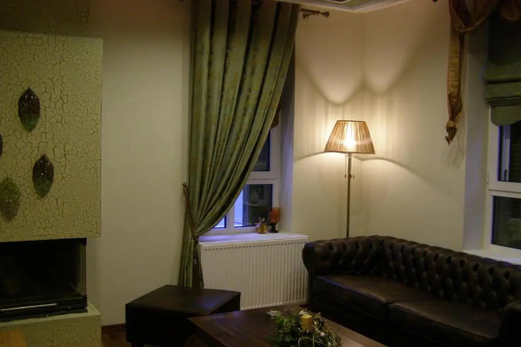 Room in a neoclassical house - ladybug