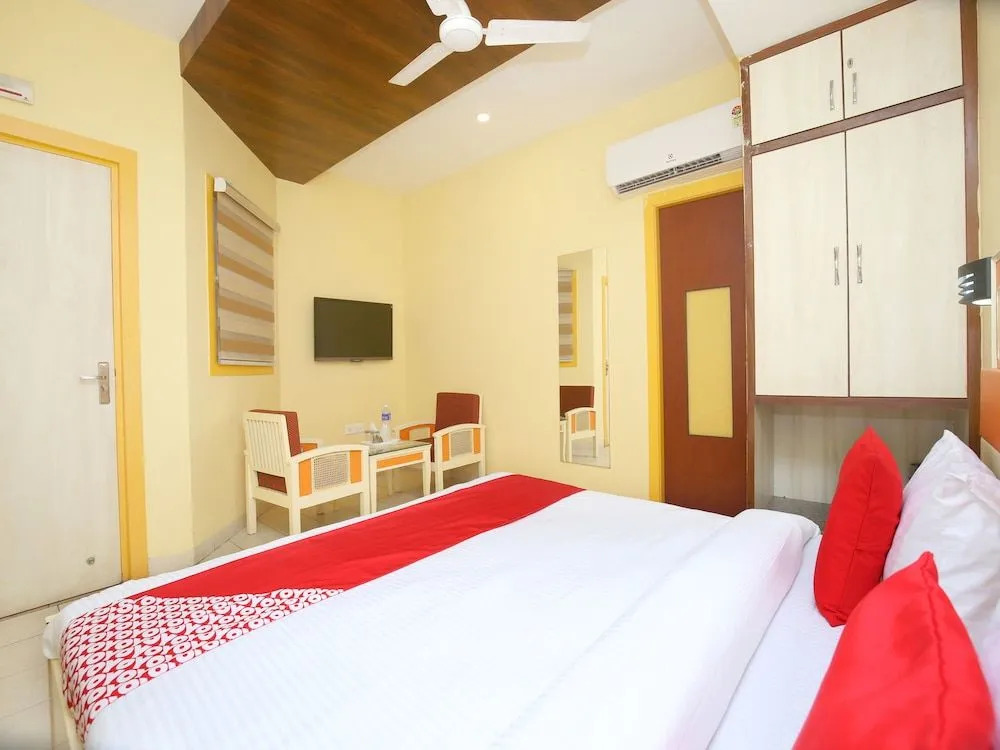 OYO 16949 Hotel Indiano