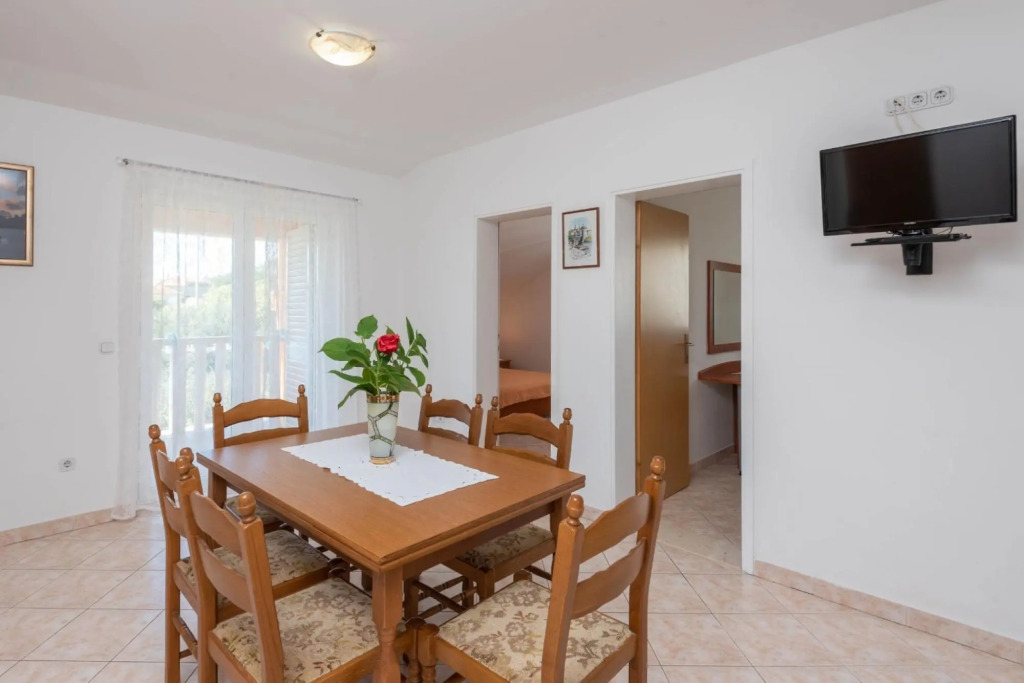 Ora  - Apartments with Pool - A11(4+2)