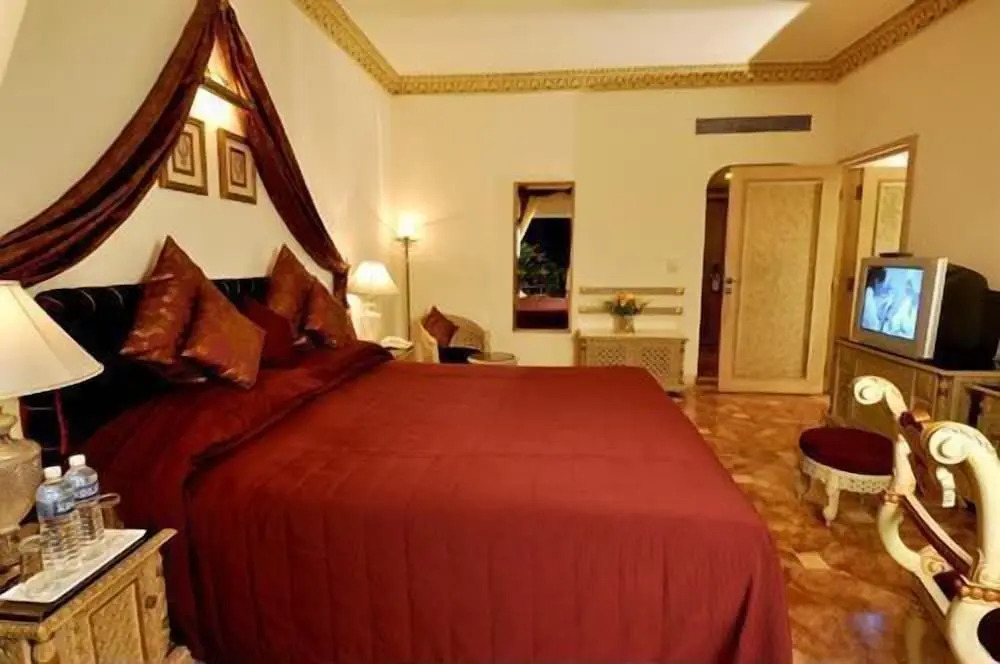 Golden Palms Hotel - Spa