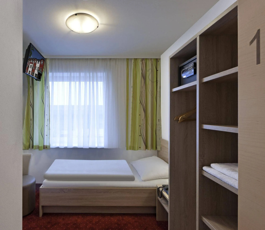 Hotel Restaurant Wallner I contactless check-in
