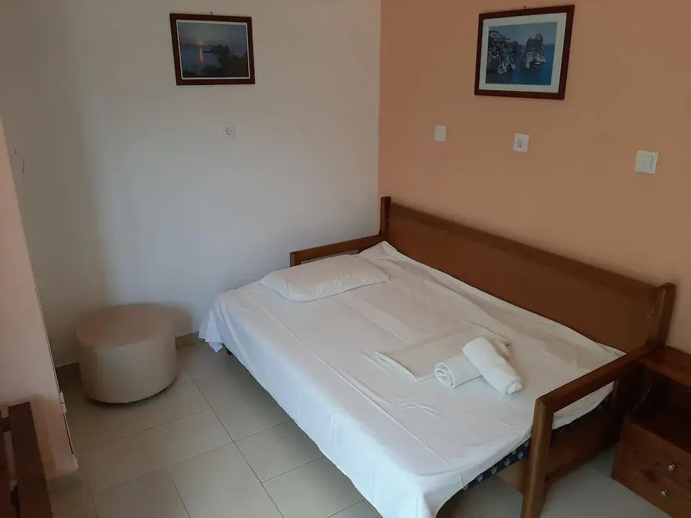 Apartment in Mpenitses Near Beaches & Pool