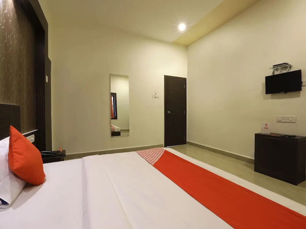 OYO 11395 Hotel Ritz Heritage